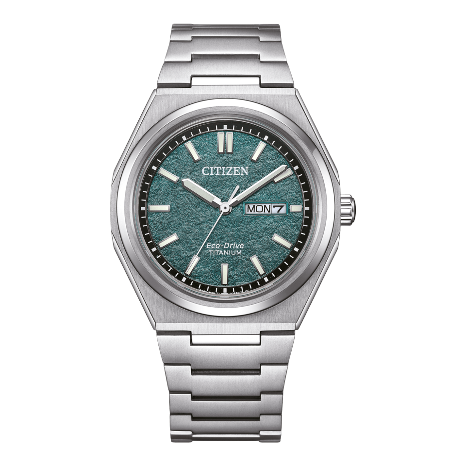 Citizen Zenshin Super Titanium AW0130-85XE Eco-Drive Erkek Kol Saati