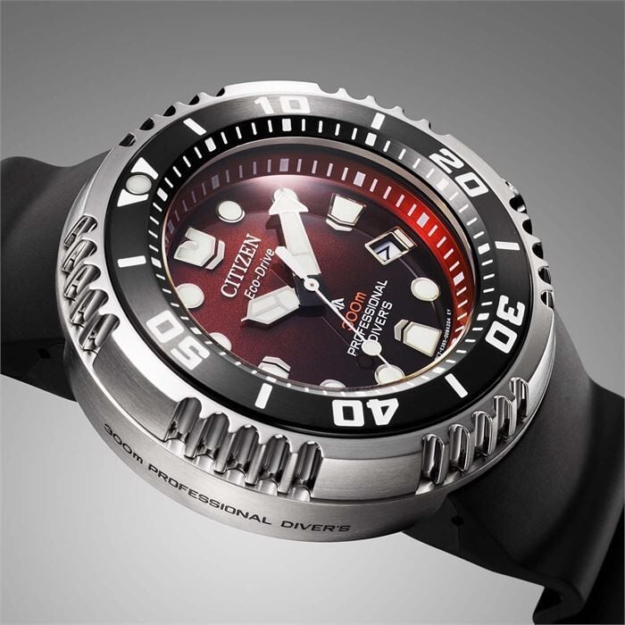 Citizen Professional Diver 300m Burgundy Edition BN1024-01Z Eco-Drive Erkek Kol Saati